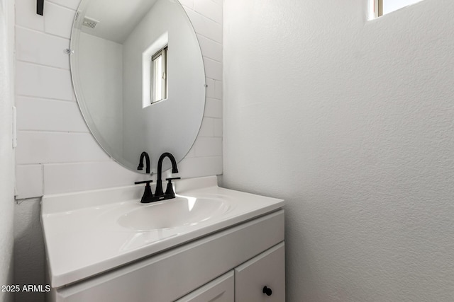 2112 S 160th Dr, Goodyear, AZ 85338 - bathroom with vanity