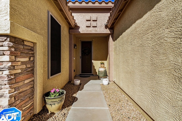 view of entrance to property