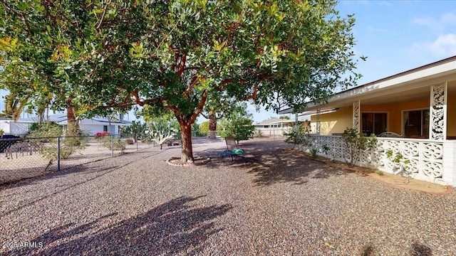 10506 W Desert Forest Cir, Sun City, AZ 85351 - view of yard with fence
