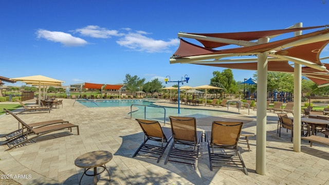 2454 E Stacey Rd, Gilbert, AZ 85298 - community pool with a patio