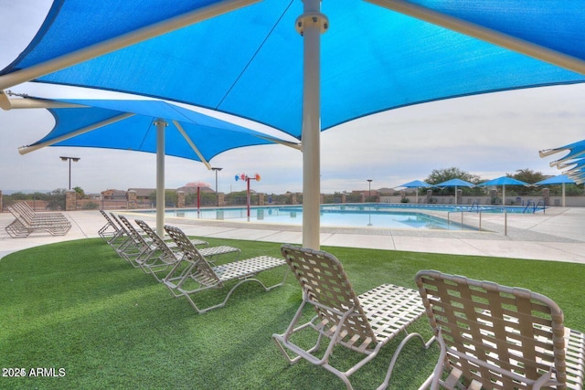 33287 N Windmill Run, San Tan Valley, AZ 85144 - community pool with a patio area