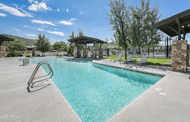 7790 E Bravo Ln, Prescott Valley, AZ 86314 - community pool with a patio area