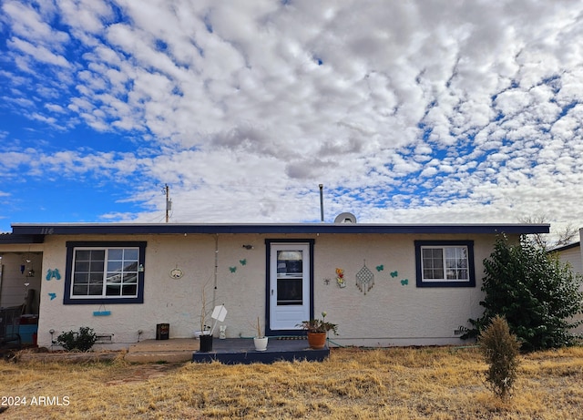 view of front of home