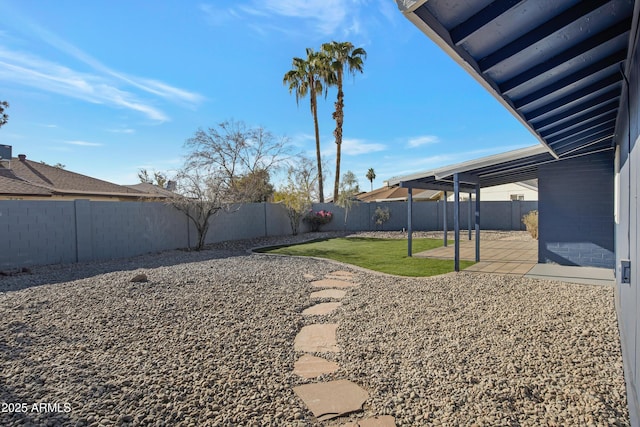 view of yard featuring a patio