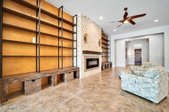 living room featuring ceiling fan