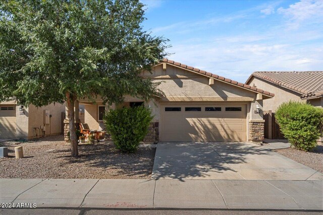 rear view of property featuring an outdoor hangout area and a patio