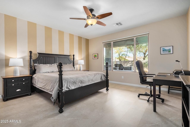 bedroom with ceiling fan