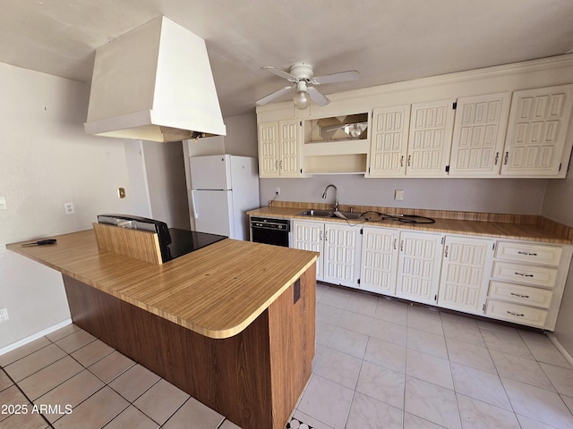 kitchen with ventilation hood, dishwasher, a ceiling fan, freestanding refrigerator, and a peninsula