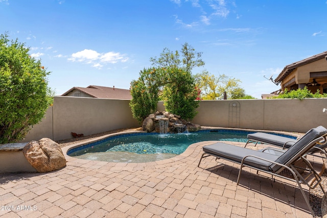 9285 E Canyon Vw, Scottsdale, AZ 85255 - view of swimming pool featuring a fenced in pool, a fenced backyard, and a patio