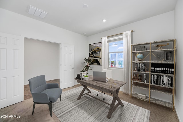 office space featuring visible vents, carpet, and recessed lighting