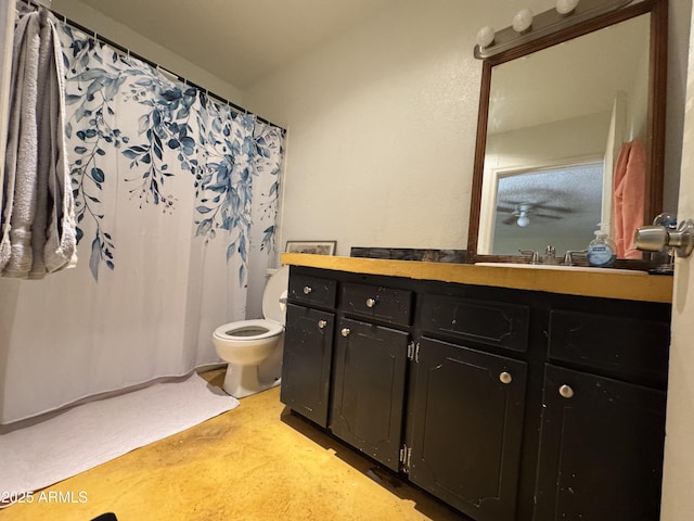 831 S Calle Virada, Sierra Vista, AZ 85635 - bathroom with toilet, vanity, finished concrete flooring, and curtained shower