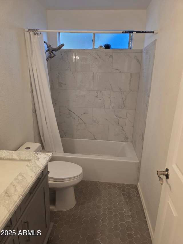 702 W Sequoia Dr, Phoenix, AZ 85027 - bathroom with vanity and shower / tub combo