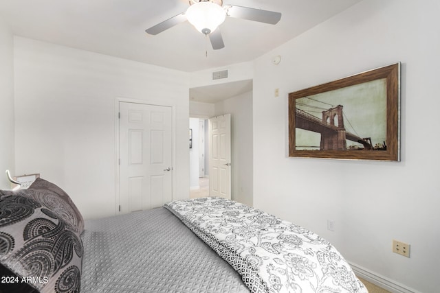 bedroom featuring ceiling fan