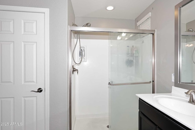 2005 E Anderson Dr E, Phoenix, AZ 85022 - full bathroom with a shower stall and vanity