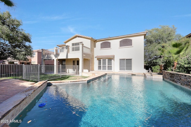 5726 W Park View Ln, Glendale, AZ 85310 - view of pool with fence and a patio area