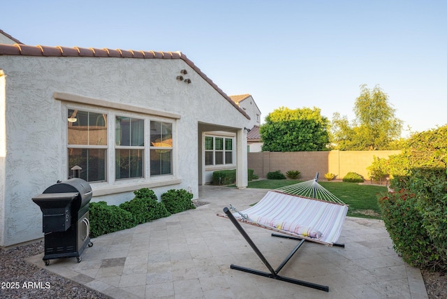 923 W Yellowstone Way, Chandler, AZ 85248 - fenced backyard with a patio area and a grill