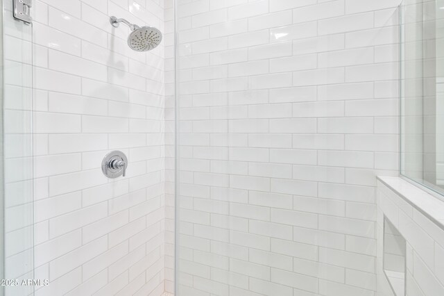 155 N Lakeview Blvd Unit 268, Chandler, AZ 85225 - full bath with a tile shower