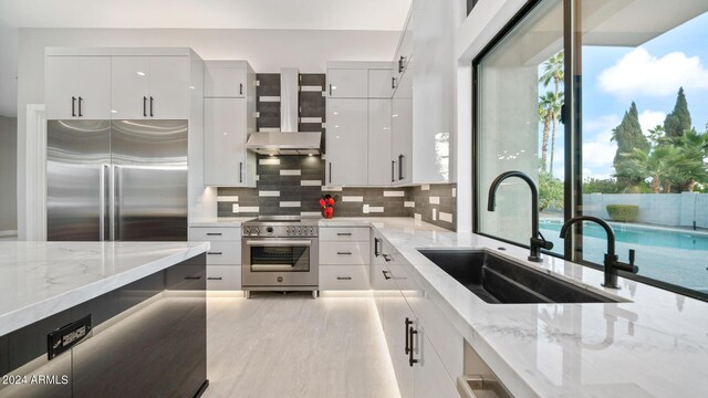 interior space with an inviting chandelier