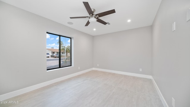 empty room with ceiling fan