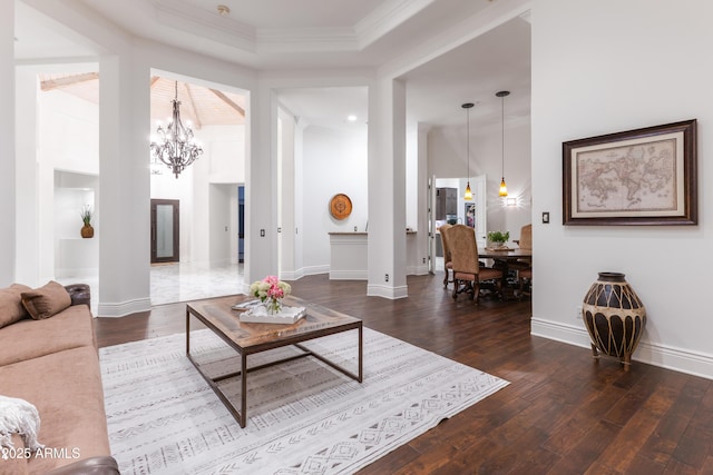 30600 N Pima Rd N Unit 81, Scottsdale, AZ 85266 - living area featuring a chandelier, crown molding, wood finished floors, baseboards, and recessed lighting