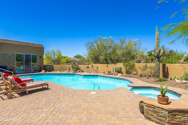 30600 N Pima Rd N Unit 81, Scottsdale, AZ 85266 - view of swimming pool with a fenced backyard, an in-ground hot tub, and a patio