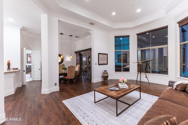 30600 N Pima Rd N Unit 81, Scottsdale, AZ 85266 - living room featuring ornamental molding, a raised ceiling, hardwood / wood-style floors, recessed lighting, and baseboards