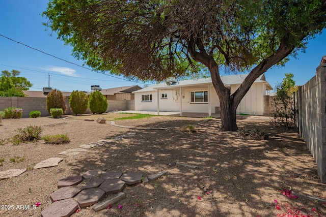 3118 W Aster Dr, Phoenix, AZ 85029 - rear view of house featuring a fenced backyard