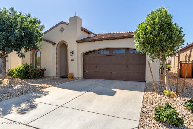 view of front of house featuring a garage