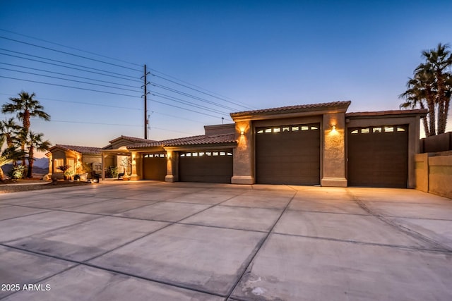 view of front facade with a garage