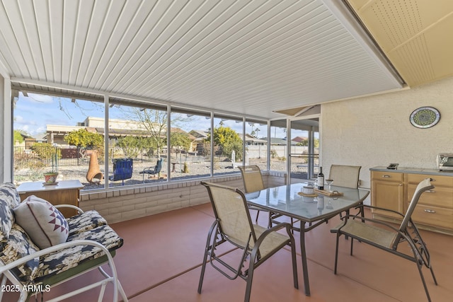 view of sunroom / solarium