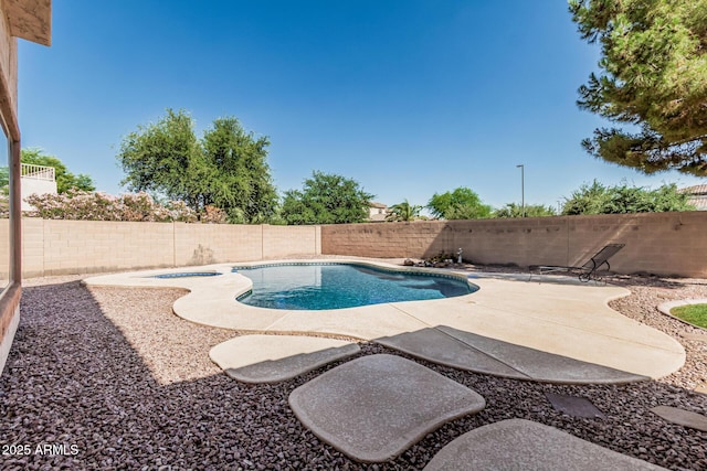 4507 E Lantern Pl, Gilbert, AZ 85297 - view of swimming pool featuring a patio area and a fenced backyard