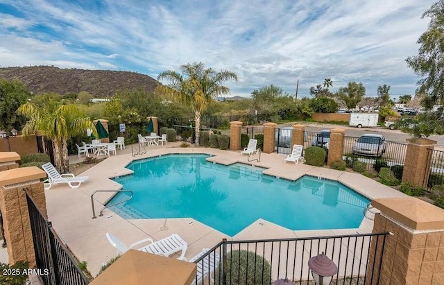 22125 N 29th Ave Unit 158, Phoenix, AZ 85027 - community pool with a patio area