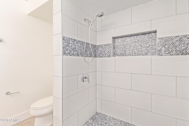 4808 N 24th St Unit 230, Phoenix, AZ 85016 - bathroom with tiled shower and toilet