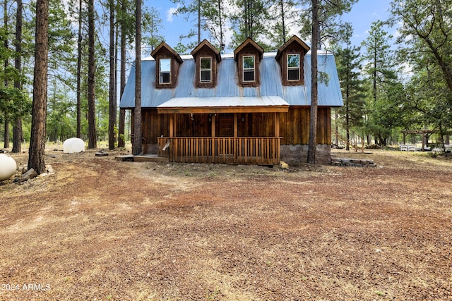 view of front of home featuring a porch