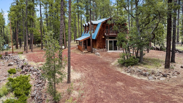 view of yard featuring a deck