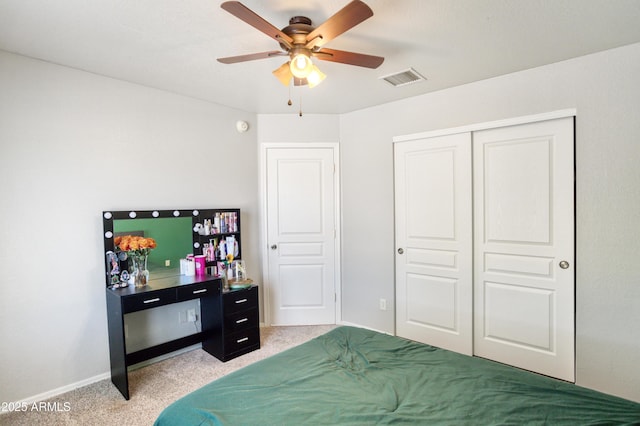 3501 Camino Bella Rosa, Sierra Vista, AZ 85650 - bedroom featuring a ceiling fan, visible vents, baseboards, a closet, and carpet flooring