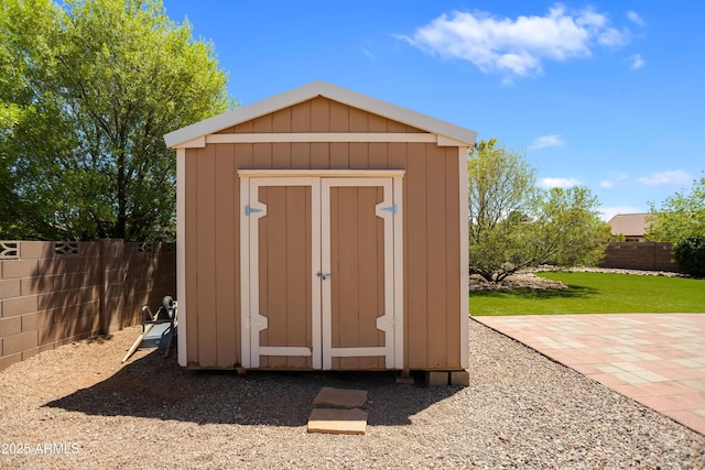 3501 Camino Bella Rosa, Sierra Vista, AZ 85650 - view of shed with fence