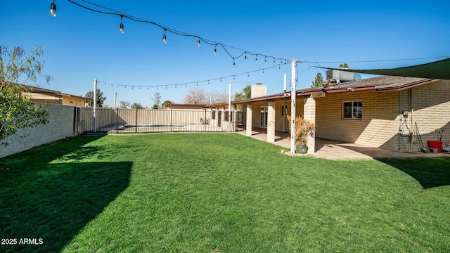 view of yard with a patio area