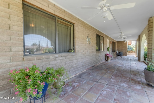 view of patio with ceiling fan