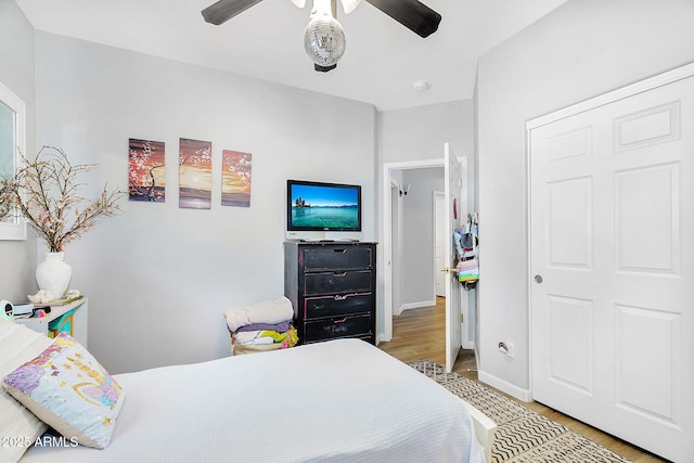 948 E Savannah Dr, Chandler, AZ 85225 - bedroom featuring light wood-type flooring, baseboards, and ceiling fan
