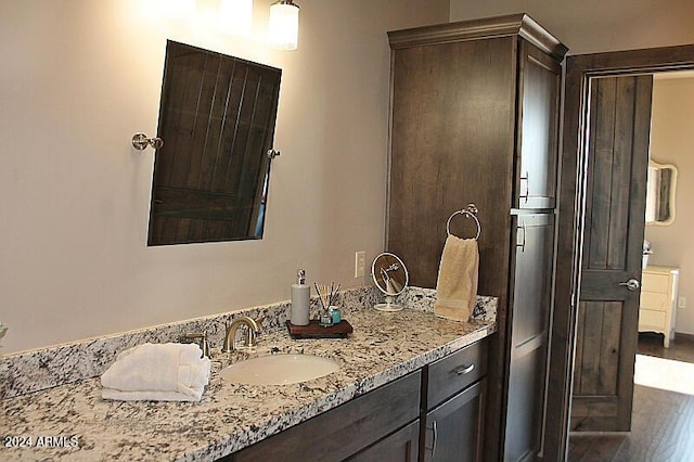 860 W Snow Creek Trl, Show Low, AZ 85901 - bathroom featuring vanity and wood finished floors