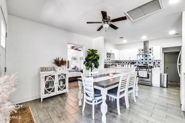 dining area with ceiling fan