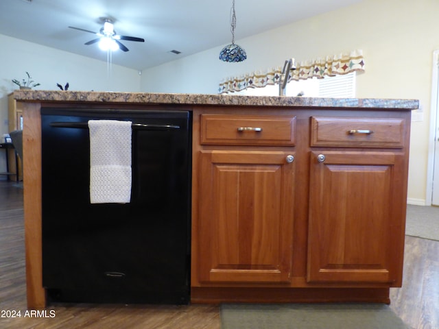 kitchen with ceiling fan, sink, hardwood / wood-style flooring, dishwasher, and lofted ceiling