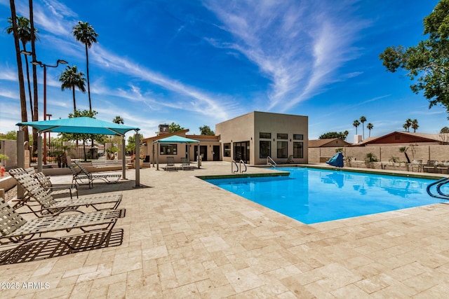 2256 S Las Flores, Mesa, AZ 85202 - community pool with a patio area