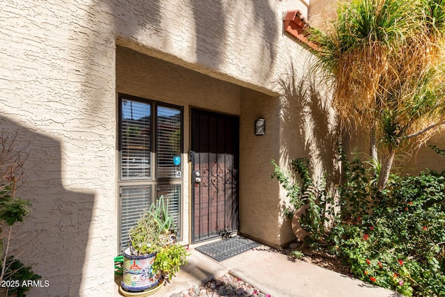 1401 E Puget Ave Unit 4, Phoenix, AZ 85020 - view of exterior entry with stucco siding
