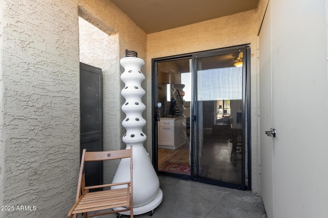 1401 E Puget Ave Unit 4, Phoenix, AZ 85020 - doorway to property with stucco siding