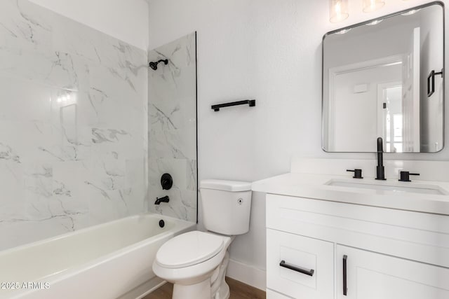 5125 W Wickiup Ln, Glendale, AZ 85308 - bathroom featuring vanity, toilet, and washtub / shower combination