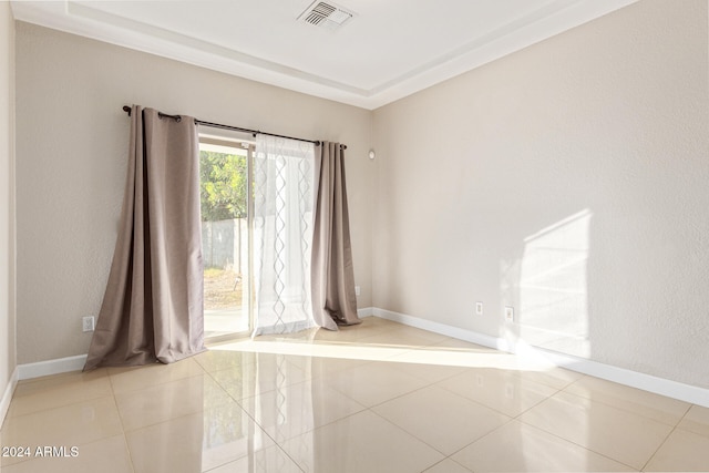 view of tiled spare room