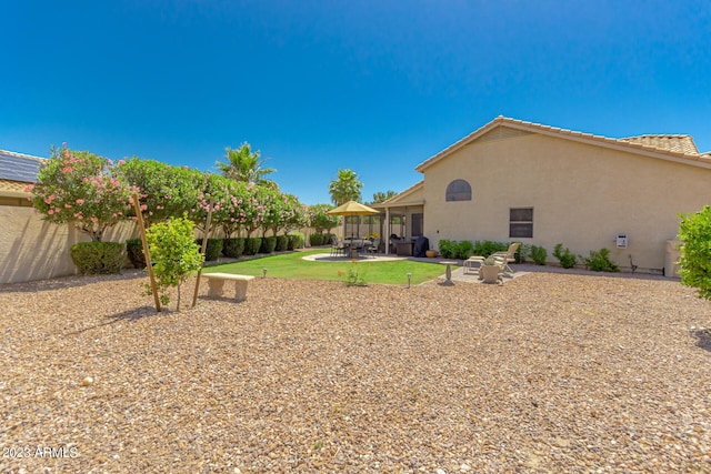 view of yard with a patio