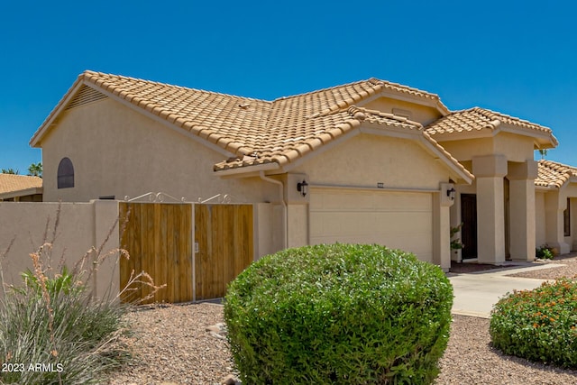 view of front of house with a garage